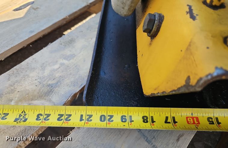 image for item EI8862 Koehring P9B plate compactor