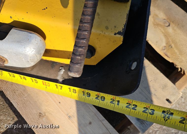 image for item EI8862 Koehring P9B plate compactor