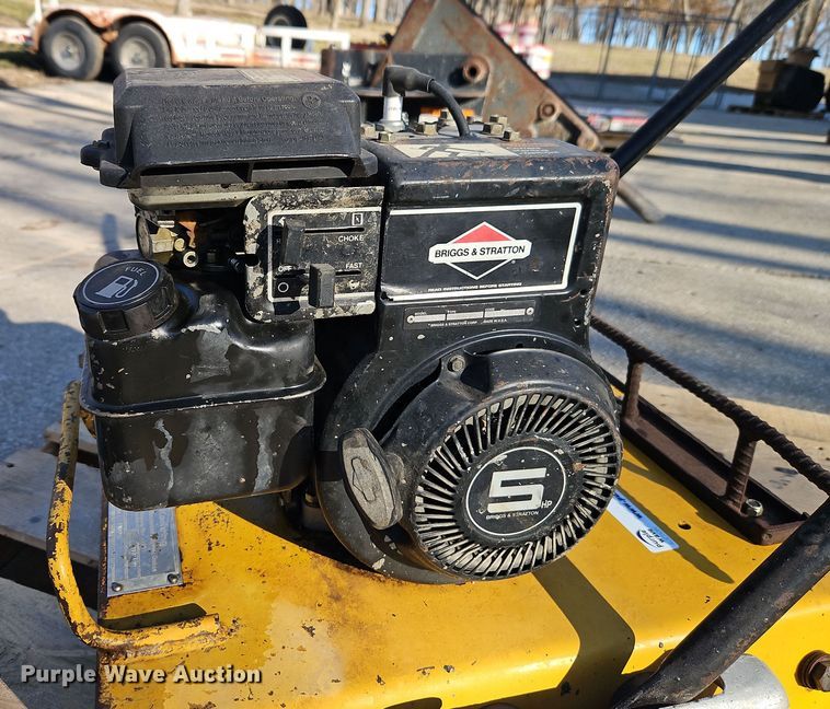 image for item EI8862 Koehring P9B plate compactor