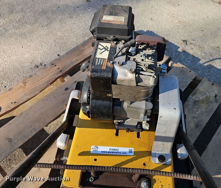 image for item EI8862 Koehring P9B plate compactor