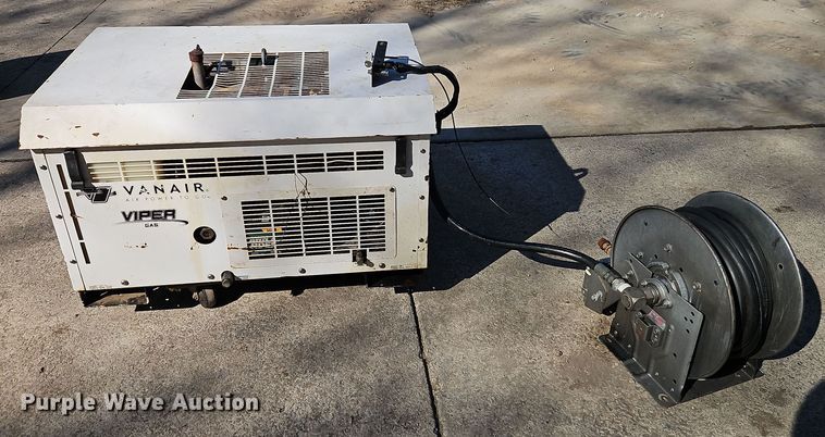 image for item EI8866 Vanair Viper air compressor