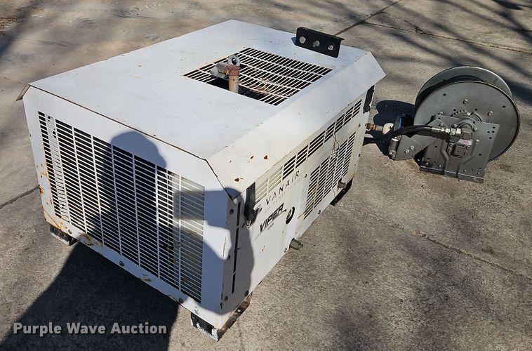 image for item EI8866 Vanair Viper air compressor