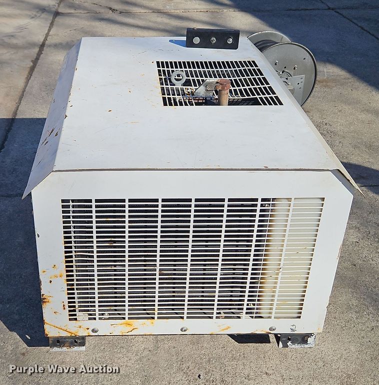 image for item EI8866 Vanair Viper air compressor