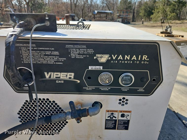 image for item EI8866 Vanair Viper air compressor