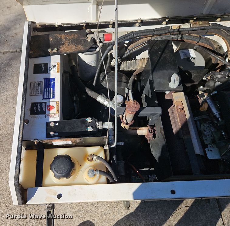 image for item EI8866 Vanair Viper air compressor