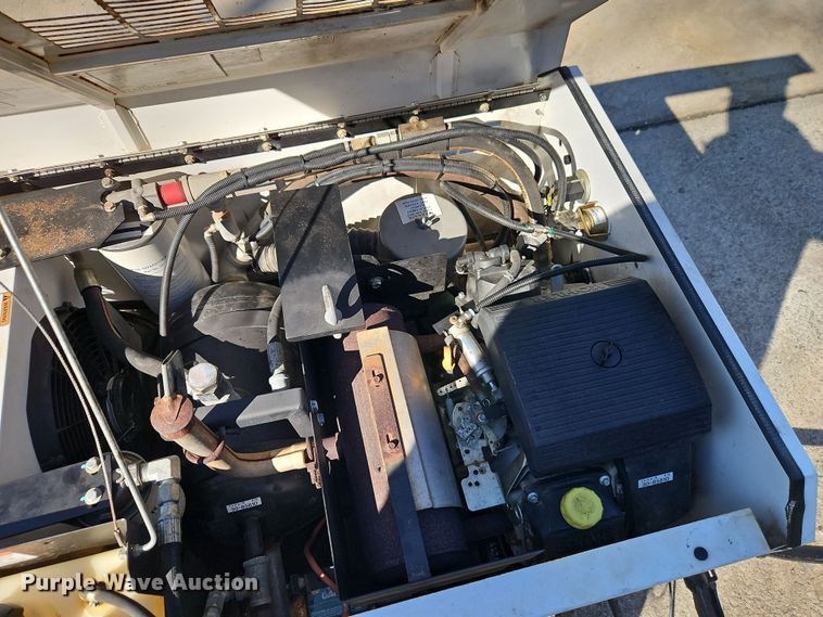 image for item EI8866 Vanair Viper air compressor