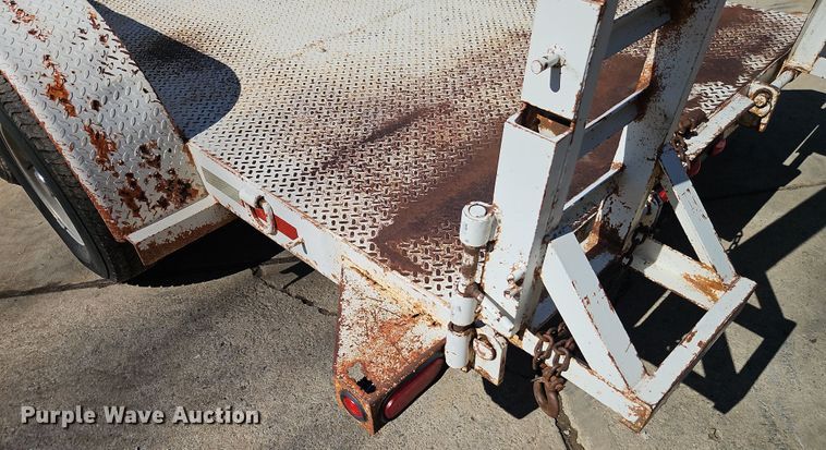 image for item EI8868 1998 Kodiak equipment trailer