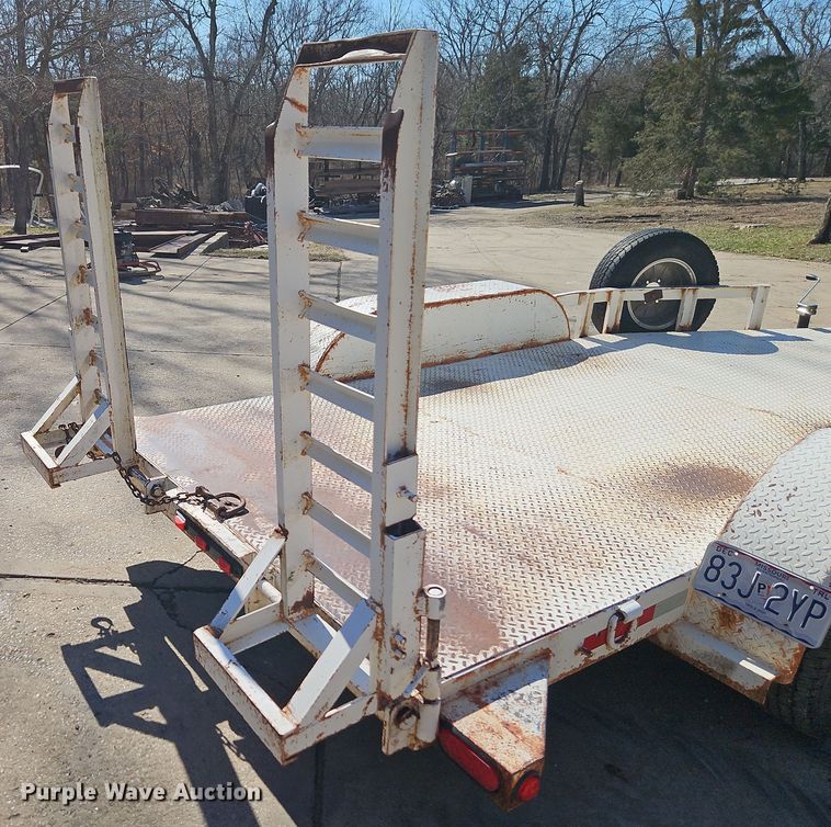 image for item EI8868 1998 Kodiak equipment trailer