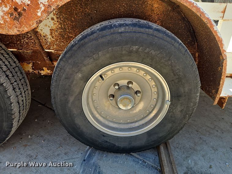 image for item EI8868 1998 Kodiak equipment trailer