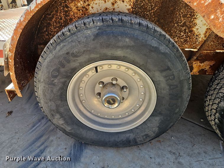 image for item EI8868 1998 Kodiak equipment trailer