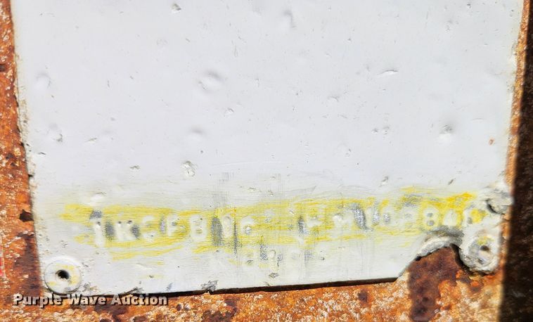 image for item EI8868 1998 Kodiak equipment trailer