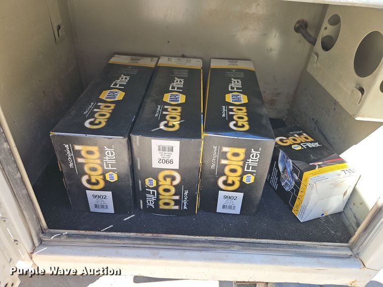 image for item EI8869 2013 Ford F550 XL Super Duty utility / service truck