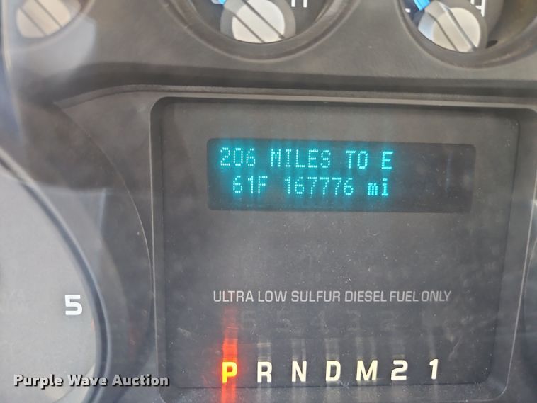 image for item EI8869 2013 Ford F550 XL Super Duty utility / service truck