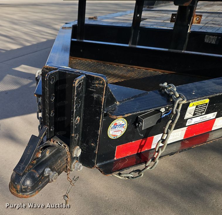 image for item EI8870 2020 Load Trail equipment trailer