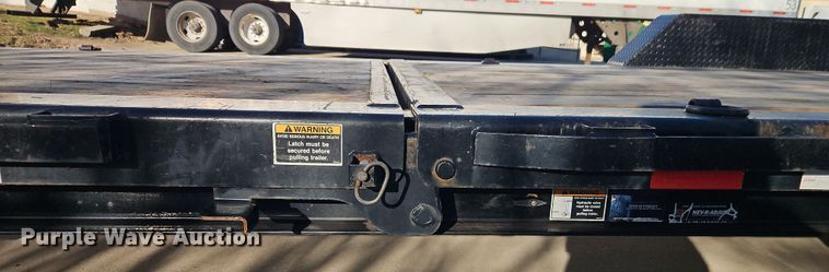 image for item EI8870 2020 Load Trail equipment trailer