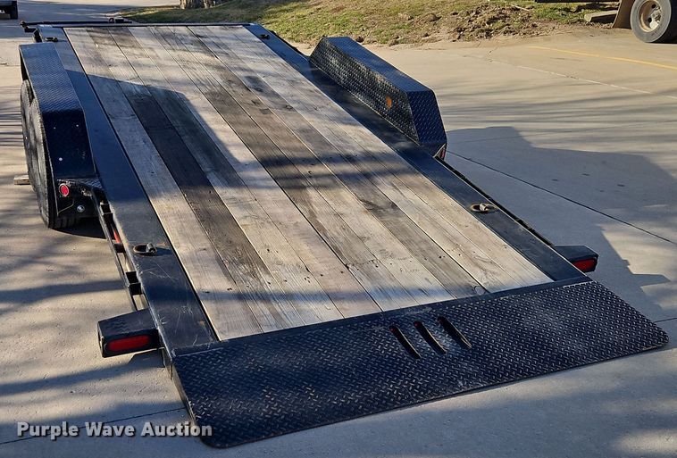 image for item EI8870 2020 Load Trail equipment trailer