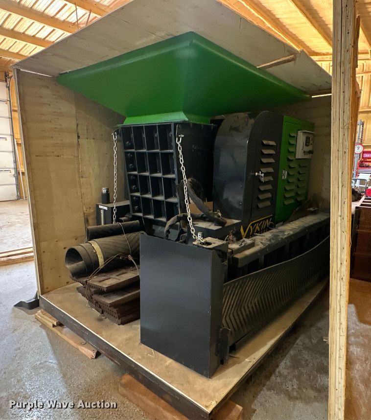 image for item EK0400 Vykin 49-JC jaw crusher