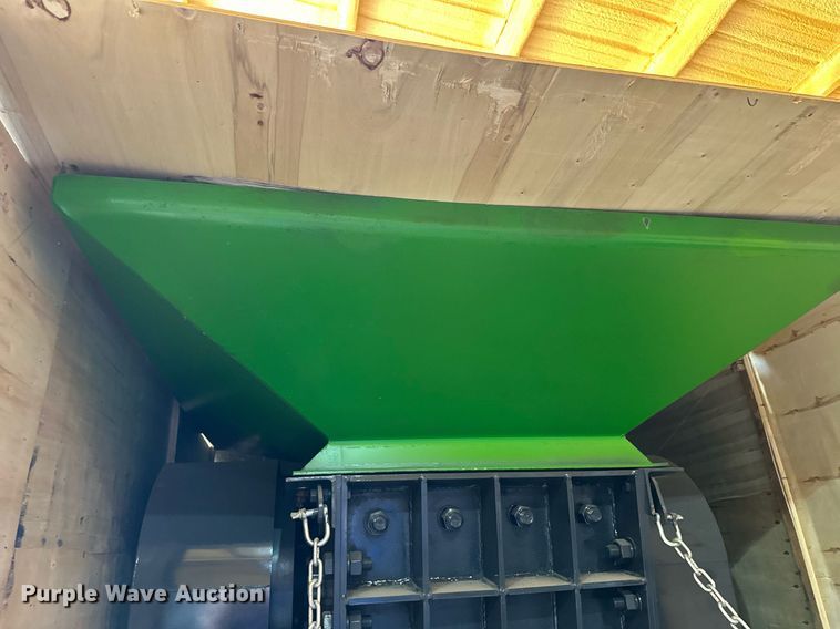 image for item EK0400 Vykin 49-JC jaw crusher