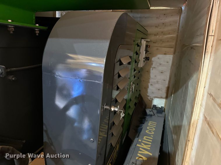 image for item EK0400 Vykin 49-JC jaw crusher