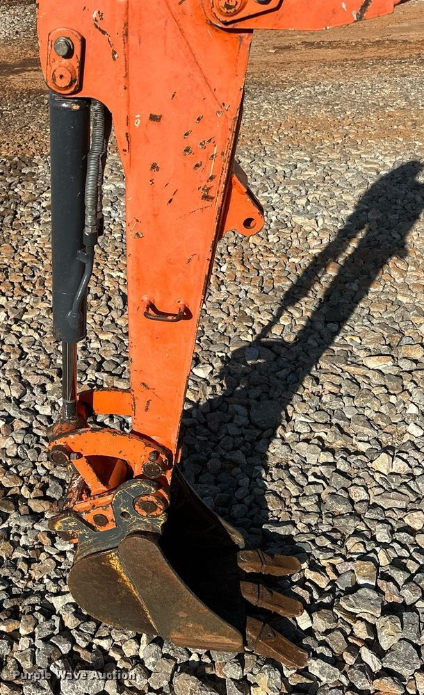 image for item EK0459 2016 Hitachi ZX17U-5N mini excavator