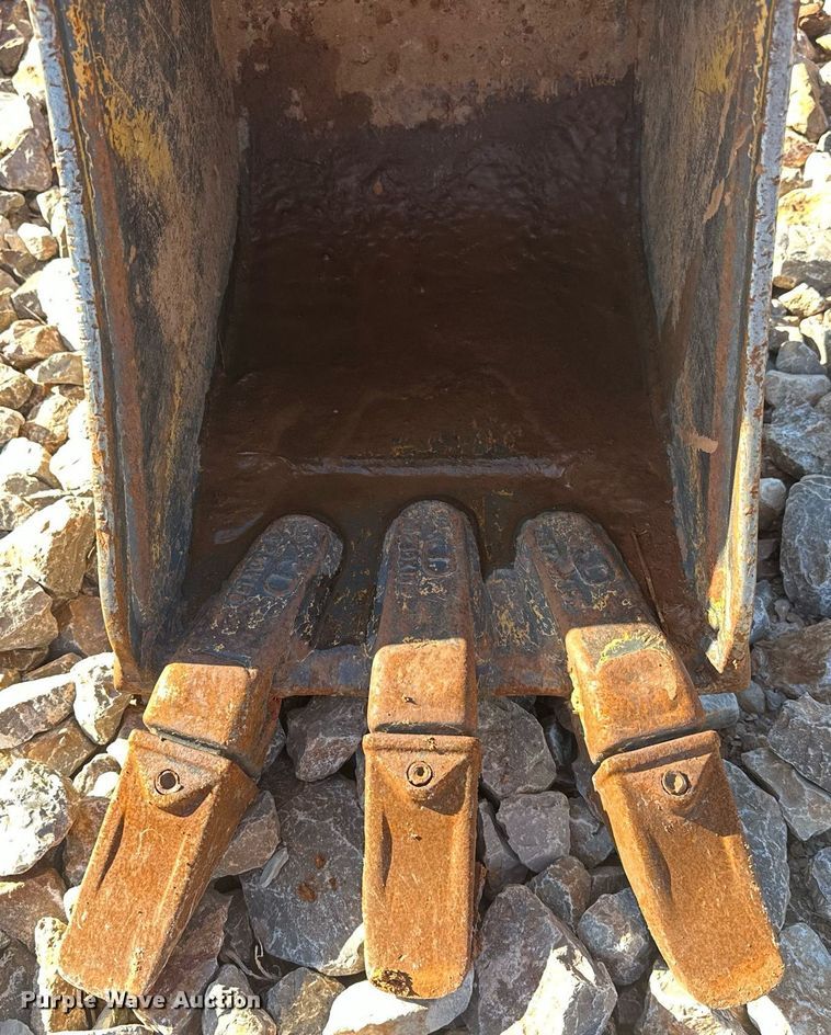 image for item EK0459 2016 Hitachi ZX17U-5N mini excavator