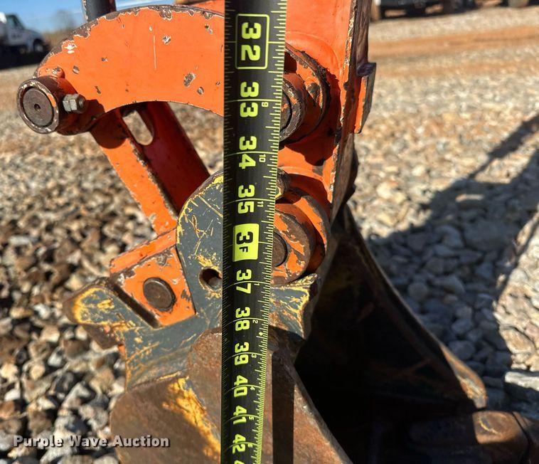 image for item EK0459 2016 Hitachi ZX17U-5N mini excavator