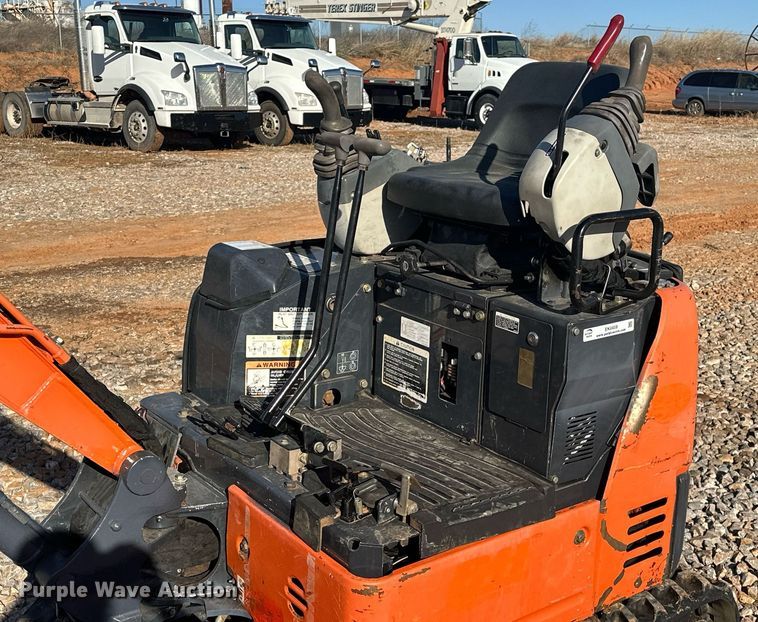 image for item EK0459 2016 Hitachi ZX17U-5N mini excavator