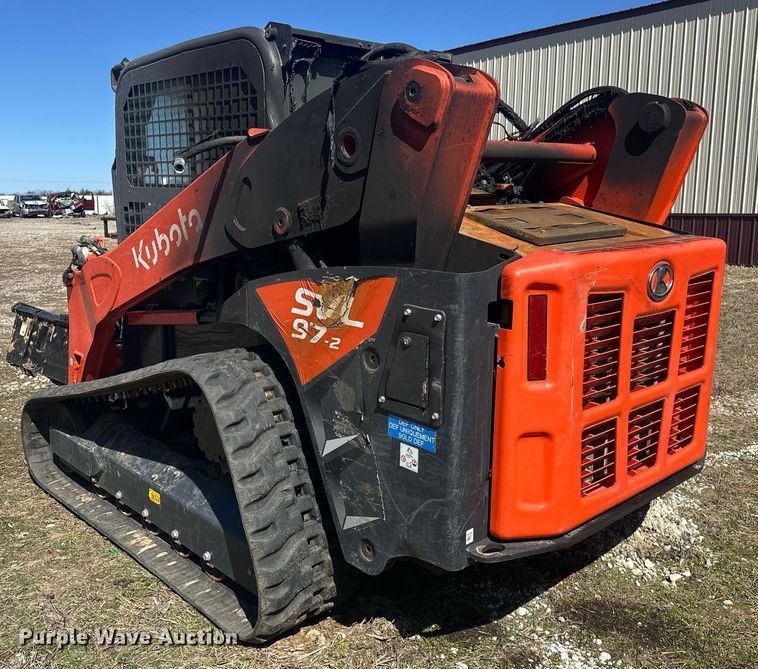 image for item EK0462 Kubota SVL97-2 tracked skid steer loader