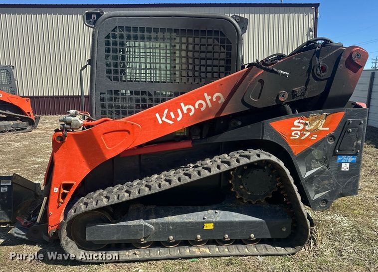 image for item EK0462 Kubota SVL97-2 tracked skid steer loader