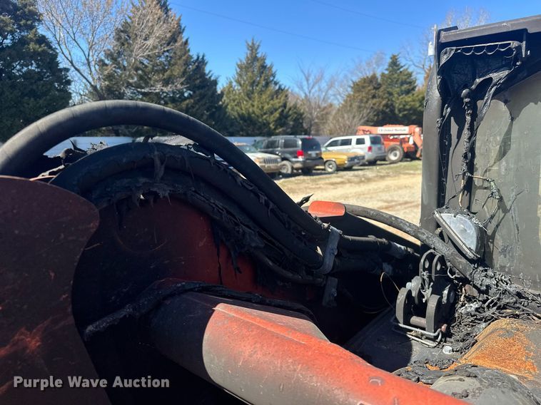 image for item EK0462 Kubota SVL97-2 tracked skid steer loader