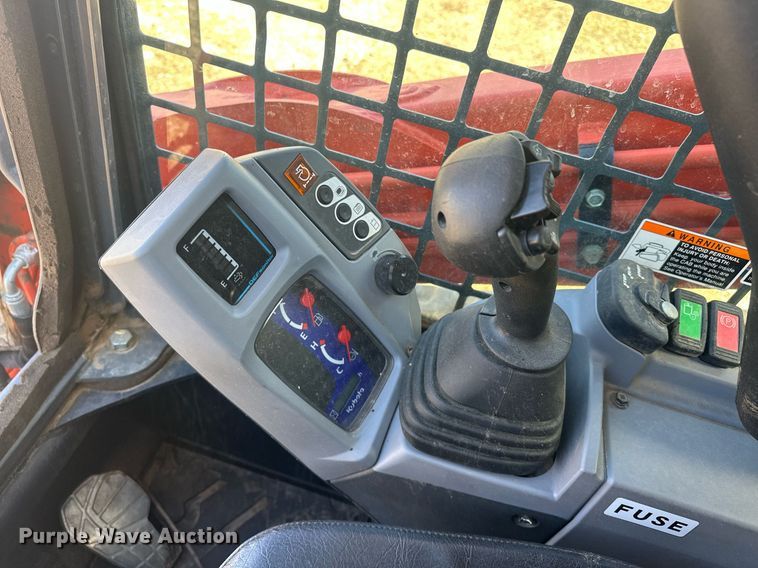 image for item EK0462 Kubota SVL97-2 tracked skid steer loader