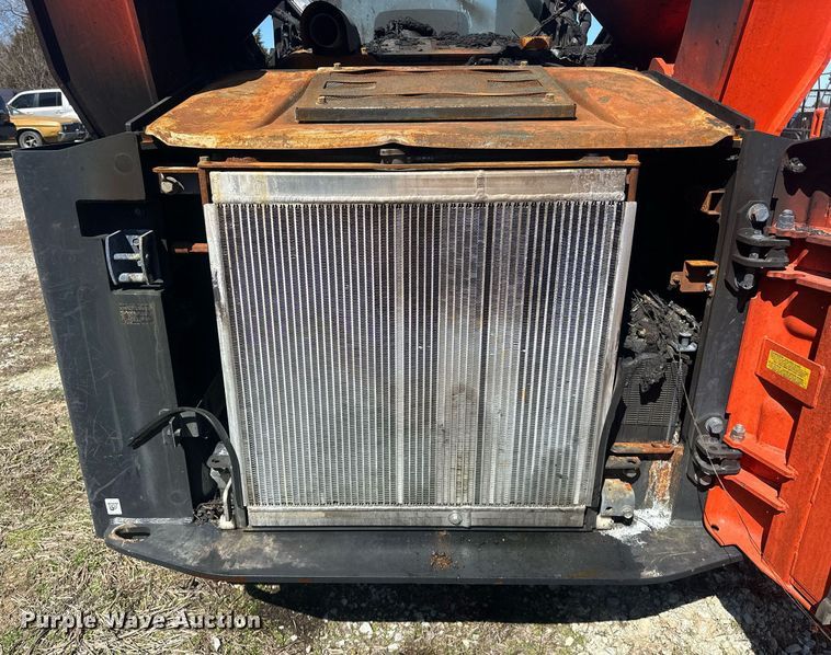 image for item EK0462 Kubota SVL97-2 tracked skid steer loader