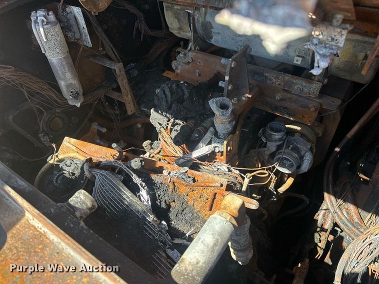 image for item EK0462 Kubota SVL97-2 tracked skid steer loader