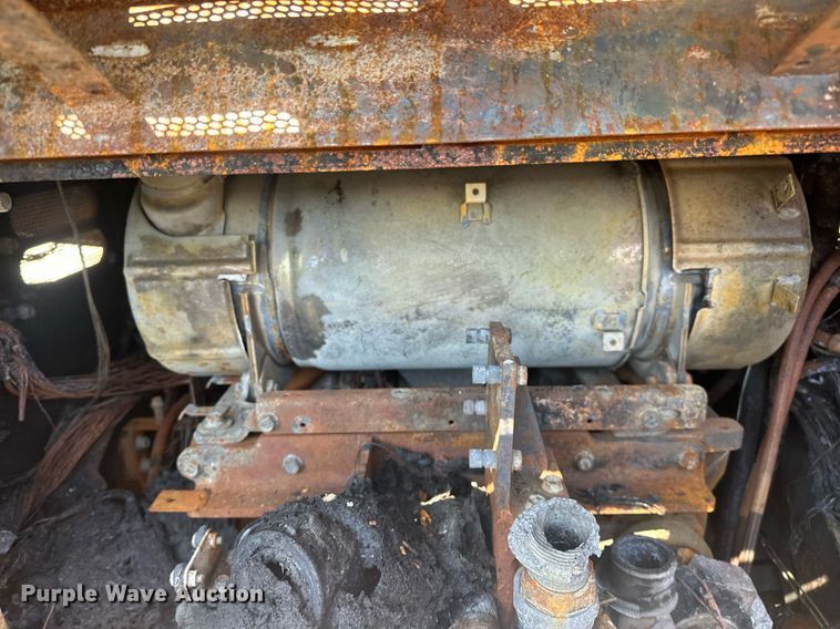 image for item EK0462 Kubota SVL97-2 tracked skid steer loader