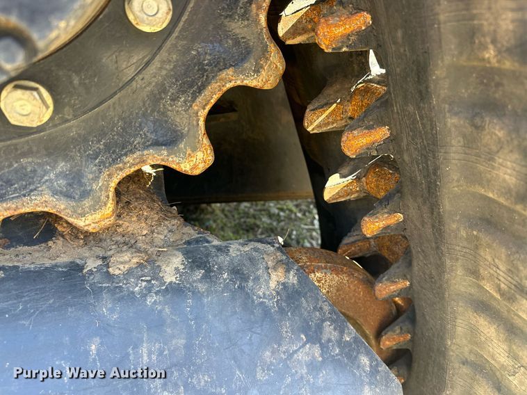 image for item EK0462 Kubota SVL97-2 tracked skid steer loader