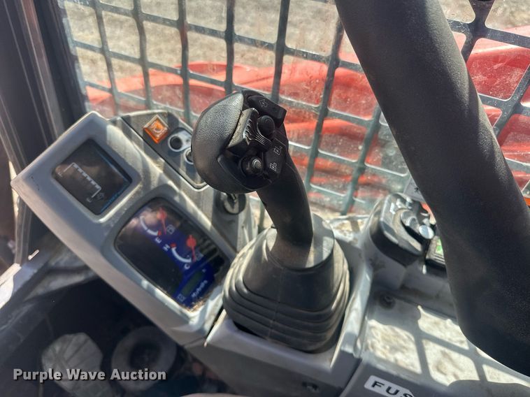 image for item EK0463 2023 Kubota SVL97-2 tracked skid steer loader