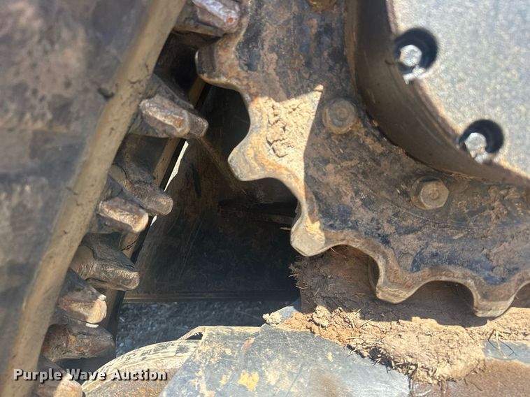 image for item EK0463 2023 Kubota SVL97-2 tracked skid steer loader