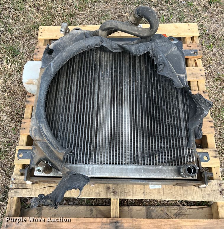 image for item EK0463 2023 Kubota SVL97-2 tracked skid steer loader