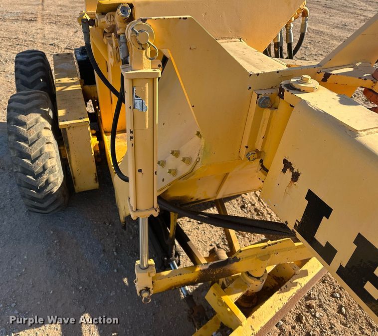 image for item EK0479 LeeBoy motor grader
