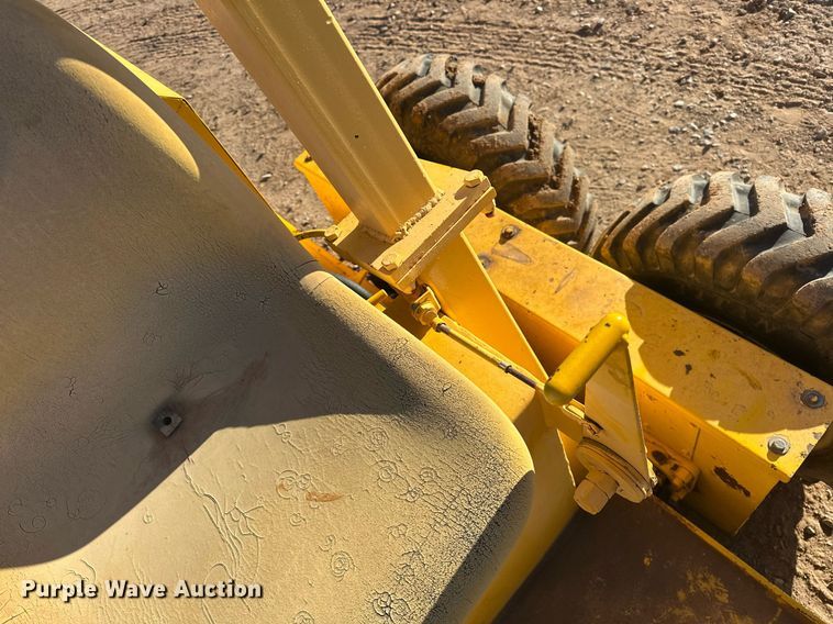 image for item EK0479 LeeBoy motor grader