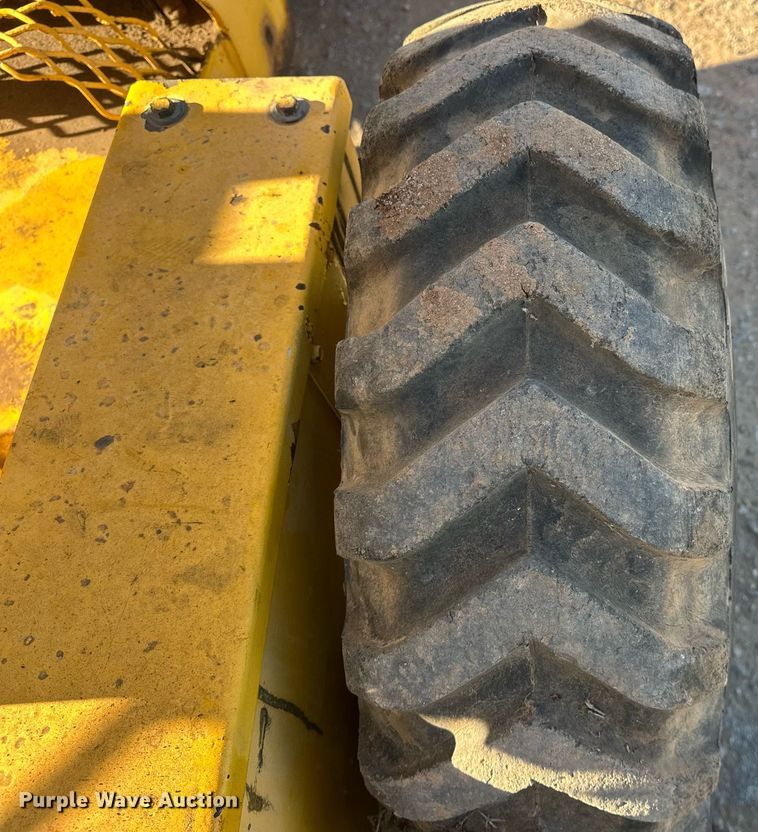 image for item EK0479 LeeBoy motor grader