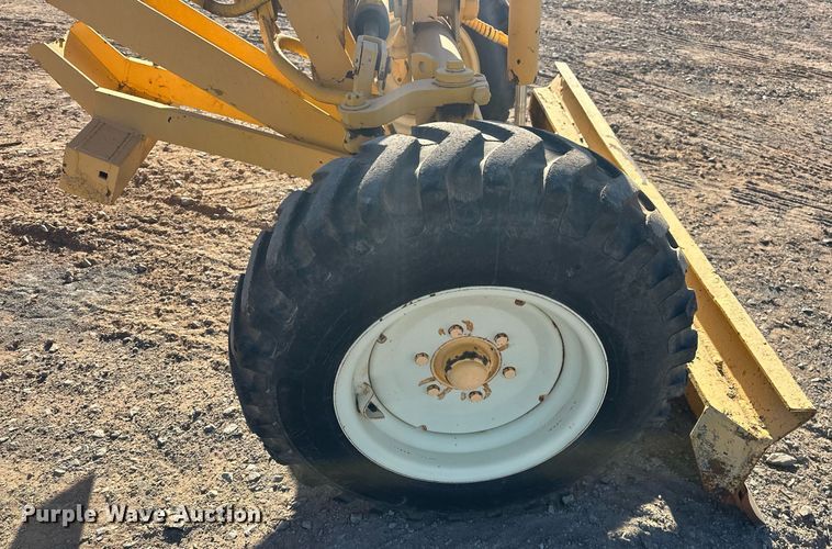 image for item EK0479 LeeBoy motor grader