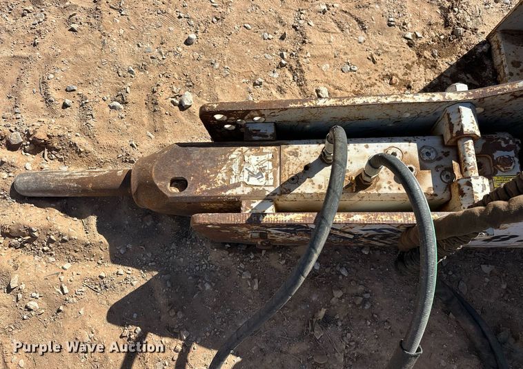 image for item EK0483 FRD FX45A-CP skid steer breaker