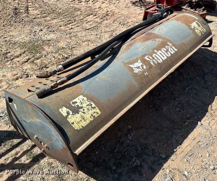 image for item EK0485 2016 Bobcat 76 Tiller skid steer tiller