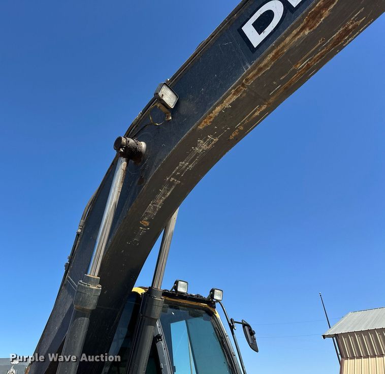 image for item EK0491 2016 John Deere 210G LC excavator