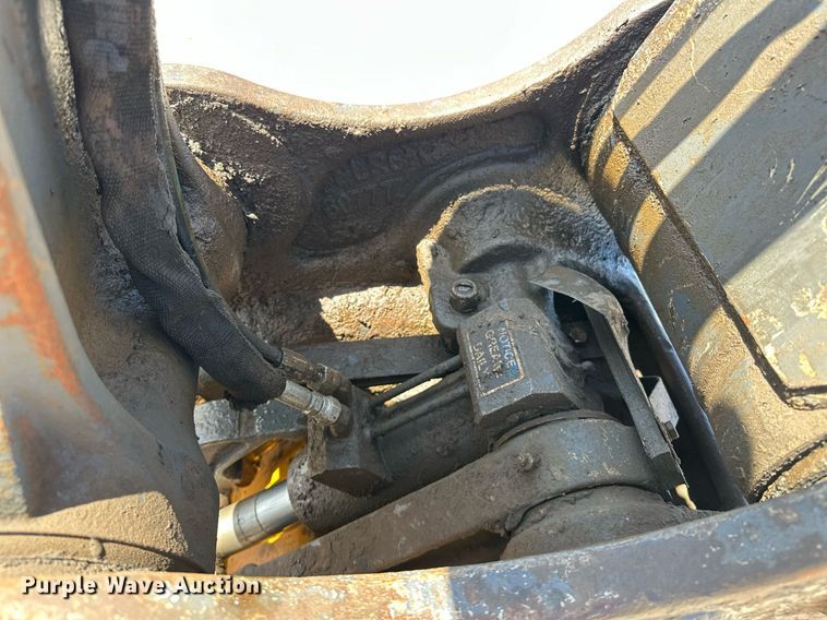 image for item EK0491 2016 John Deere 210G LC excavator