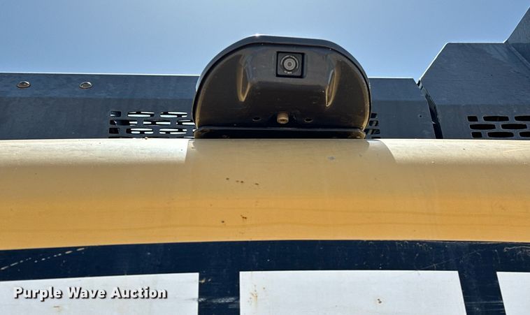 image for item EK0491 2016 John Deere 210G LC excavator