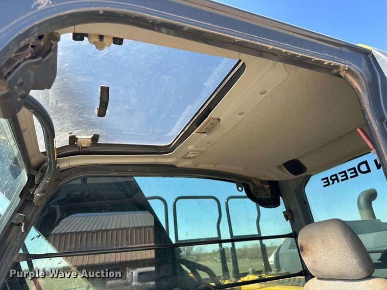 image for item EK0491 2016 John Deere 210G LC excavator