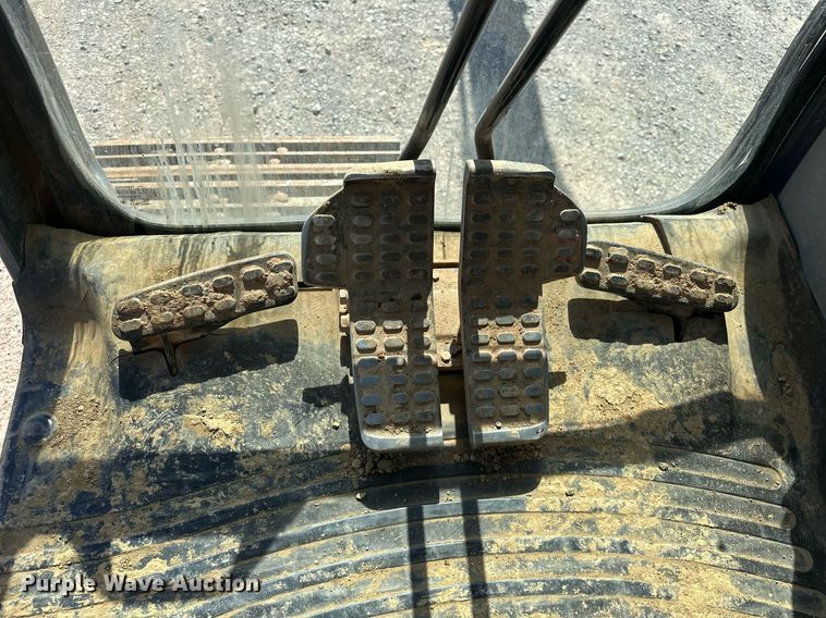 image for item EK0491 2016 John Deere 210G LC excavator