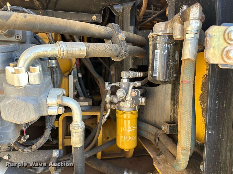 image for item EK0491 2016 John Deere 210G LC excavator